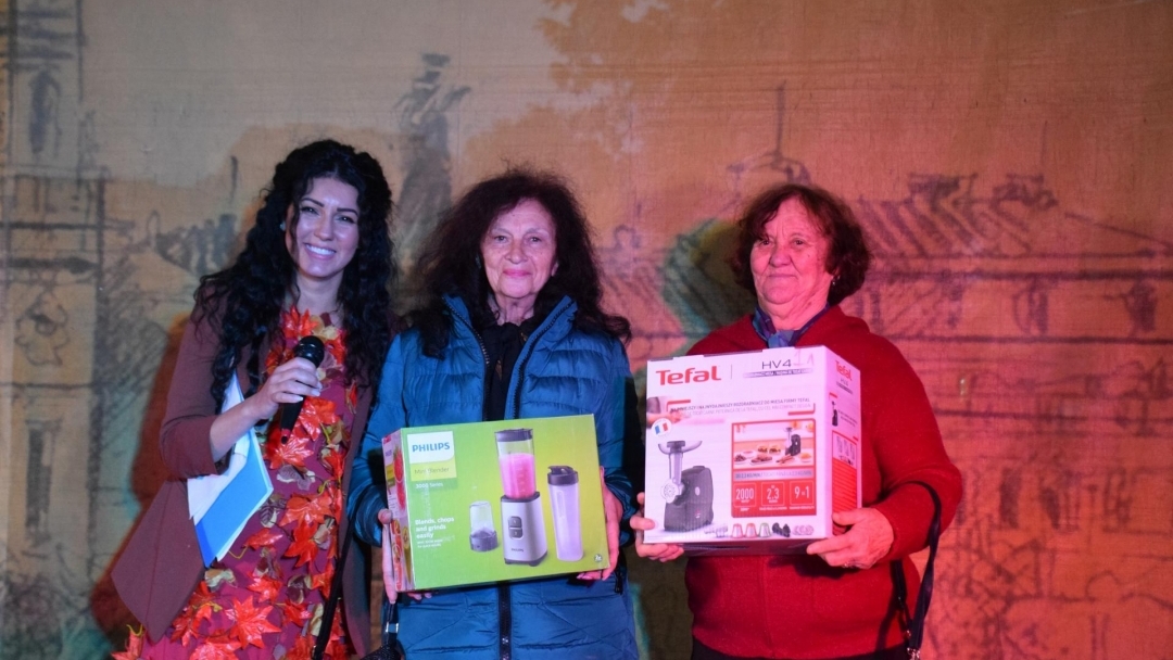 Кварталите „Дружба“ и „Чародейка“ в Русе празнуваха заедно с музика, танци и кулинарни битки