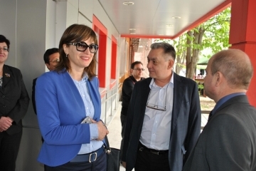 С официална церемония днес беше поставено началото на ремонта на Комплексен онкологичен център – Русе