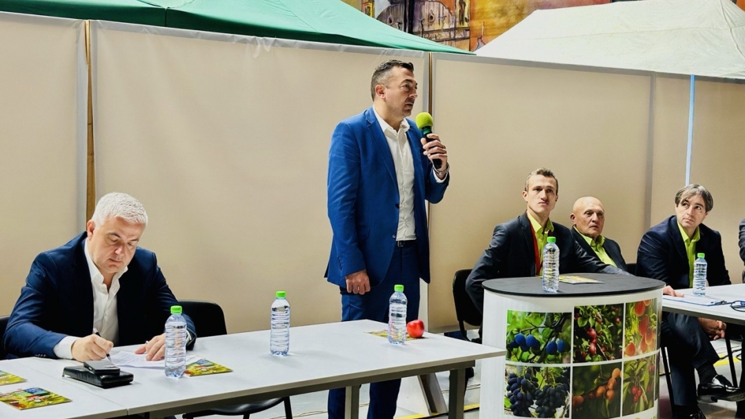 Осмото изложение „Дунавски овощари“ в Русе представя водещи производители и иновативни технологии