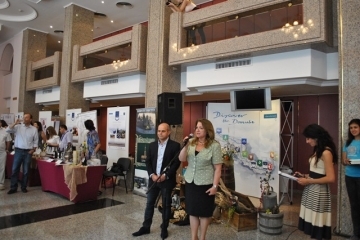 Кметът и зам.-министърът на туризма откриха винарско изложение в Русе