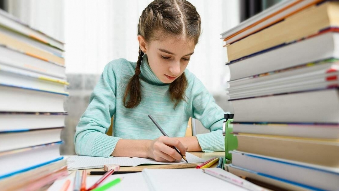 Община Русе ще отличи деца с изявени дарби за 2025 г.