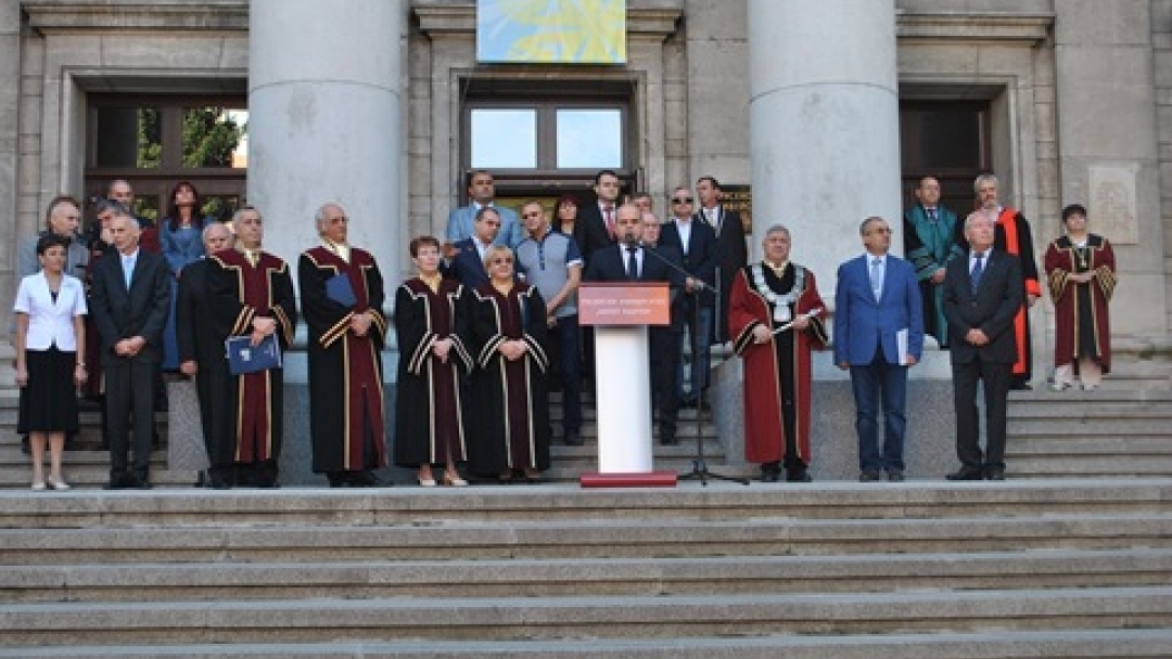 Кметът на Община Русе поздрави студентите от Русенския университет с новата учебна година