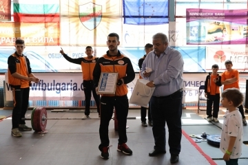 Стилиян Гроздев със златна значка "Русе"