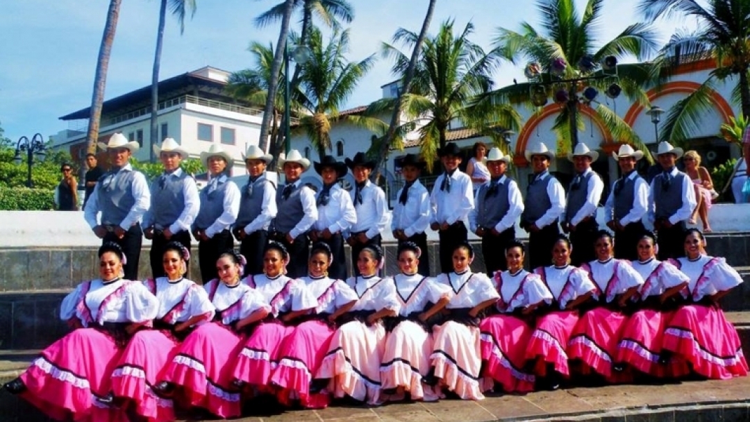 Мексикански фолклорен балет гостува в Русе