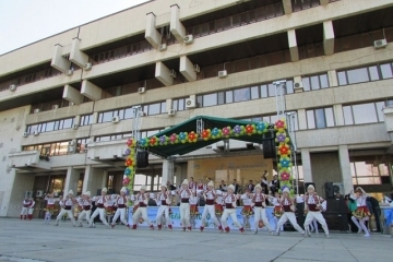 Кметът Пламен Стоилов поздрави русенци с най-светлия християнски празник - Великден