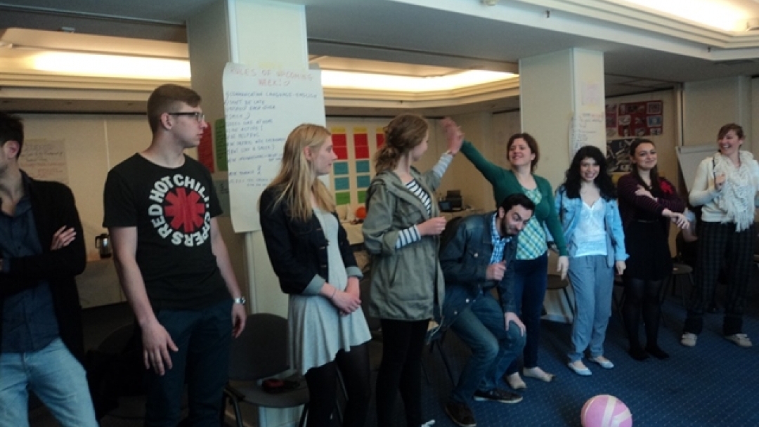 Младежи от Общинския младежки дом участваха в Тренинг курс 'Как да се справим с безработицата'