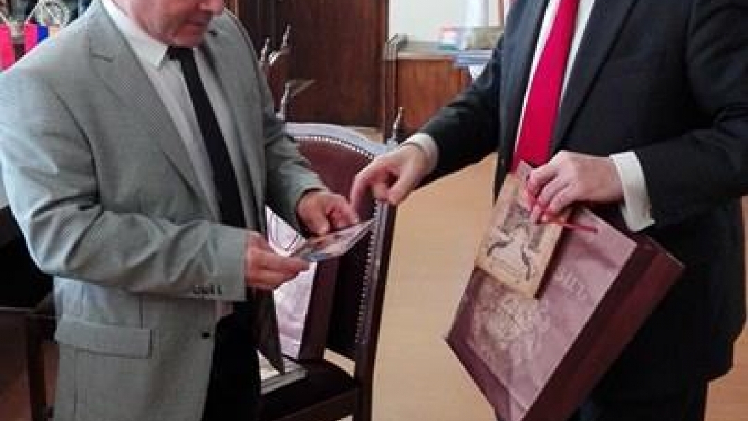 Кметът Пламен Стоилов се срещна с посланика на Република Армения в България 