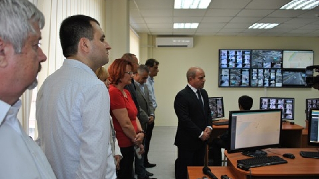 Център за контрол и управление на обществения градски транспорт в Русе бе открит днес