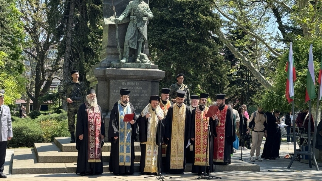 Русе чества Деня на храбростта и празник на града 6 май