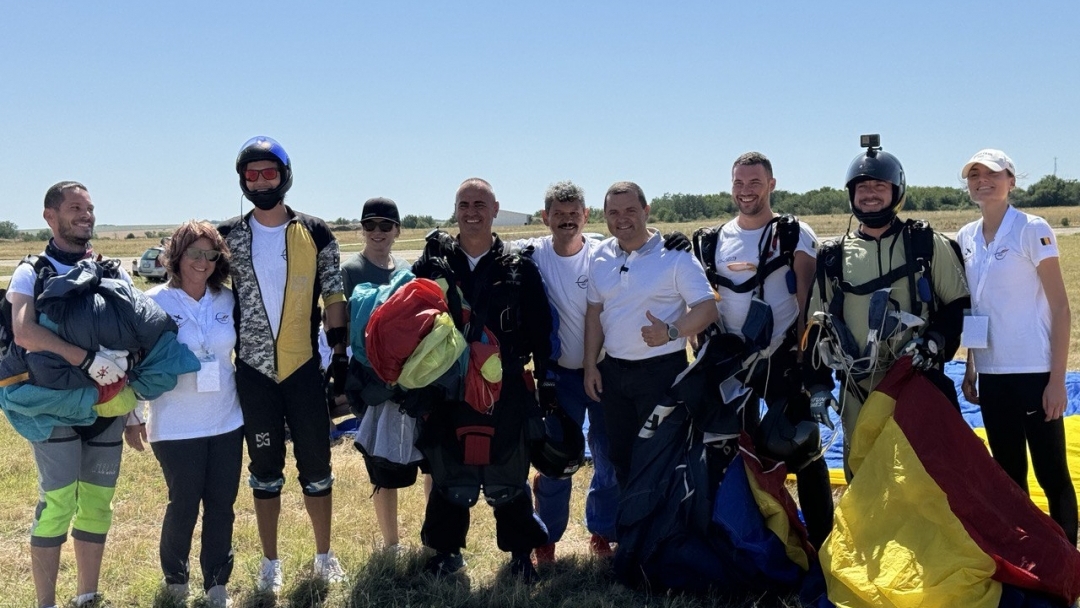 Русе посрещна националния шампионат по безмоторно летене с впечатляващо авиошоу