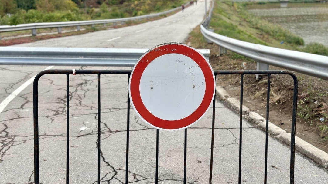 Временно се затваря пътят Николово – Червена вода 