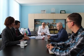 Заместник-кметът инж. Димитър Наков се срещна с екипа на Граждански дейности към полигон 