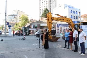 Състоя се символична първа копка на обект  „Реконструкция и рехабилитация на пешеходната среда по ул. „Райко Даскалов“