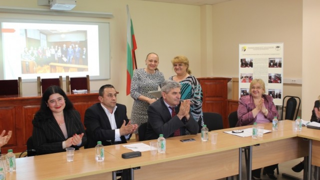 Заместник-кметът Наталия Кръстева се срещна със студенти от Русенски университет "Ангел Кънчев"