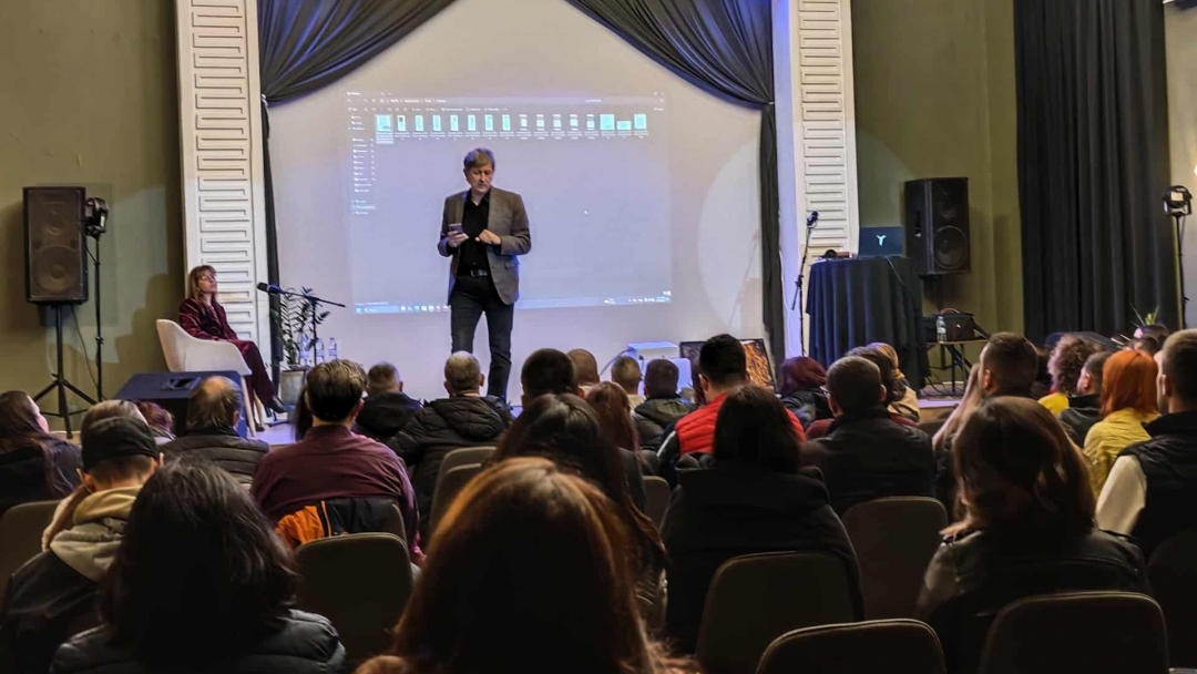 Семинар и отличаване на победителите в конкурса „Обичаме Русе“ обединиха любители на фотографията през уикенда 