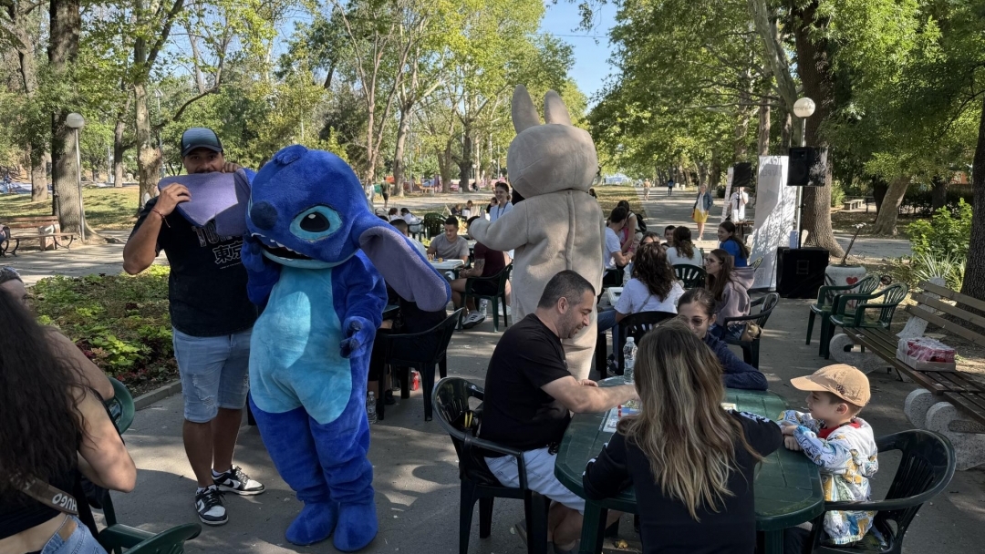 Млад татко спечели турнира „Не се сърди, човече“ в Русе