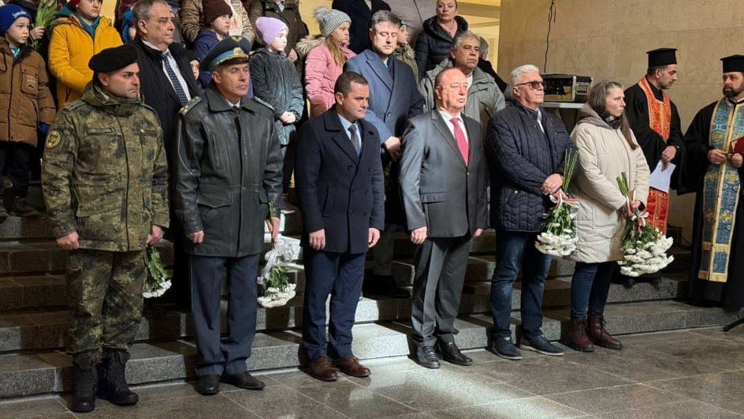 Кметът Пенчо Милков: Свободата днес е в това да бъдем честни, трудолюбиви и единни