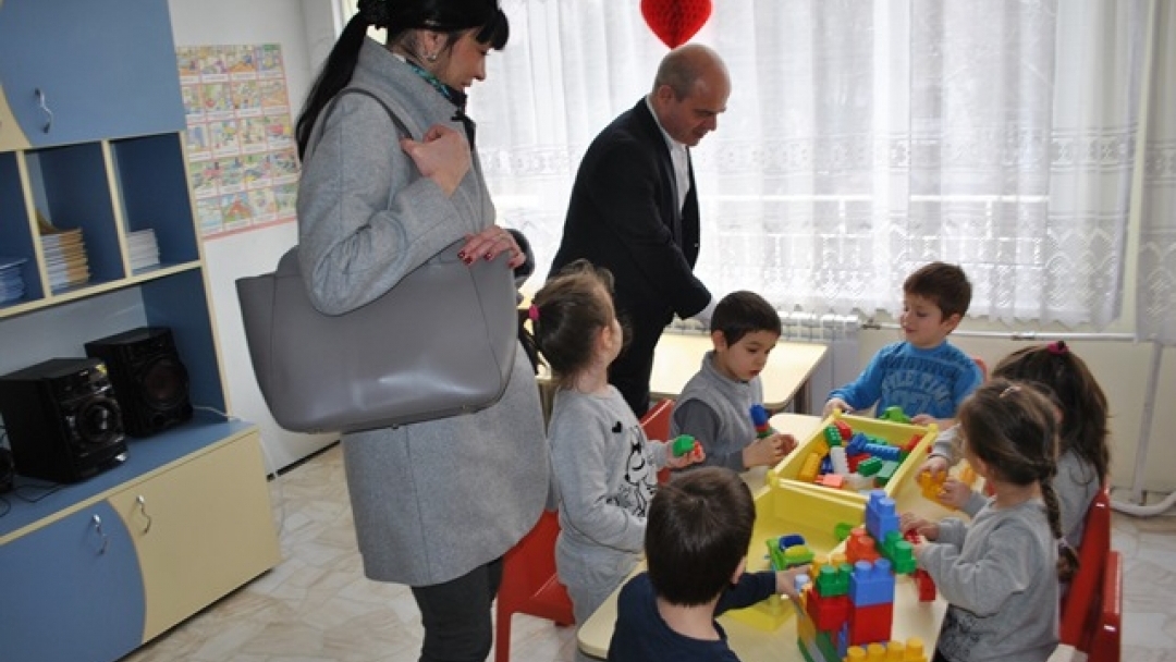 Кметът Пламен Стоилов откри обновената детска градина 'Чучулига'