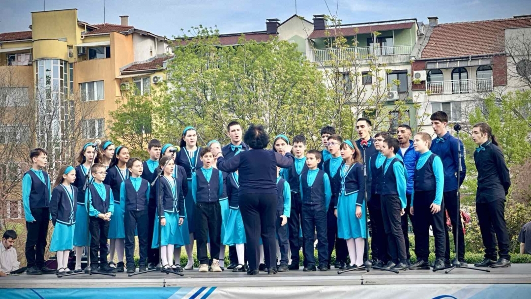 Русе отдаде почит на героите от Априлското въстание с впечатляваща историческа възстановка