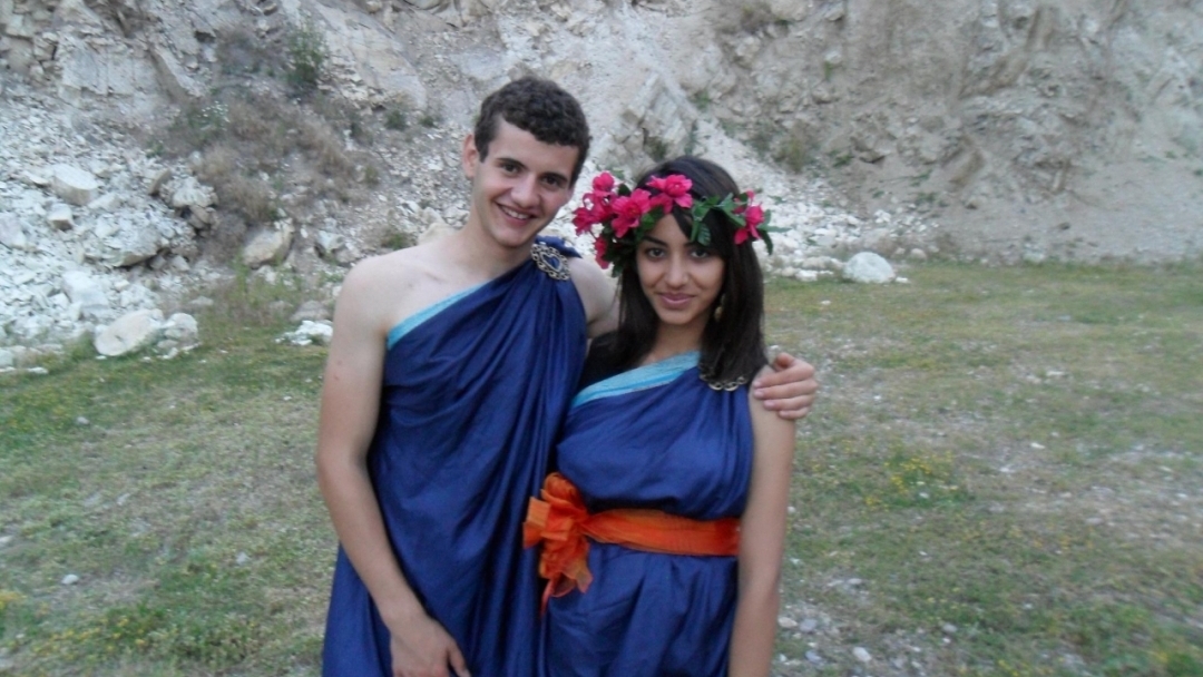 Младежите от „Артистисимо“ представиха Русе на Международния фестивал „Перперикон“ 