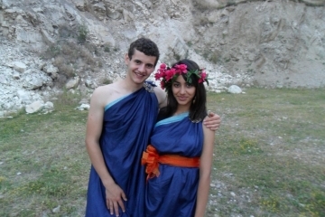 Младежите от „Артистисимо“ представиха Русе на Международния фестивал „Перперикон“ 