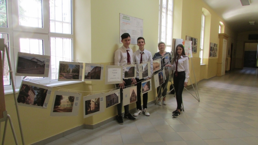 Интерактивна изложба представиха ученици в Английска гимназия