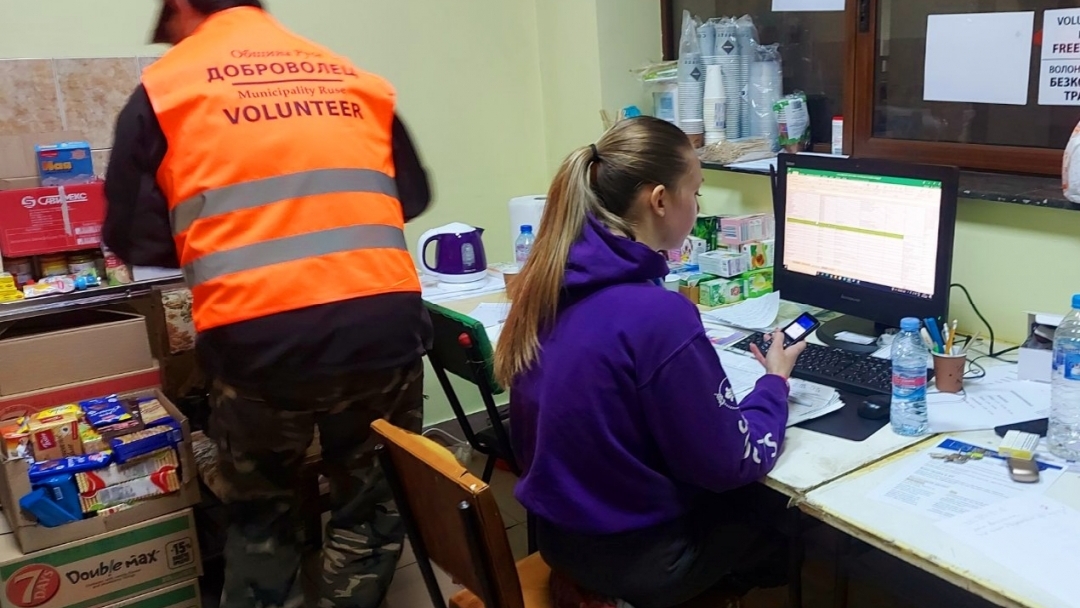 Временен център за подкрепа на бежанците от Украйна бе открит на Централна ЖП гара-Русе