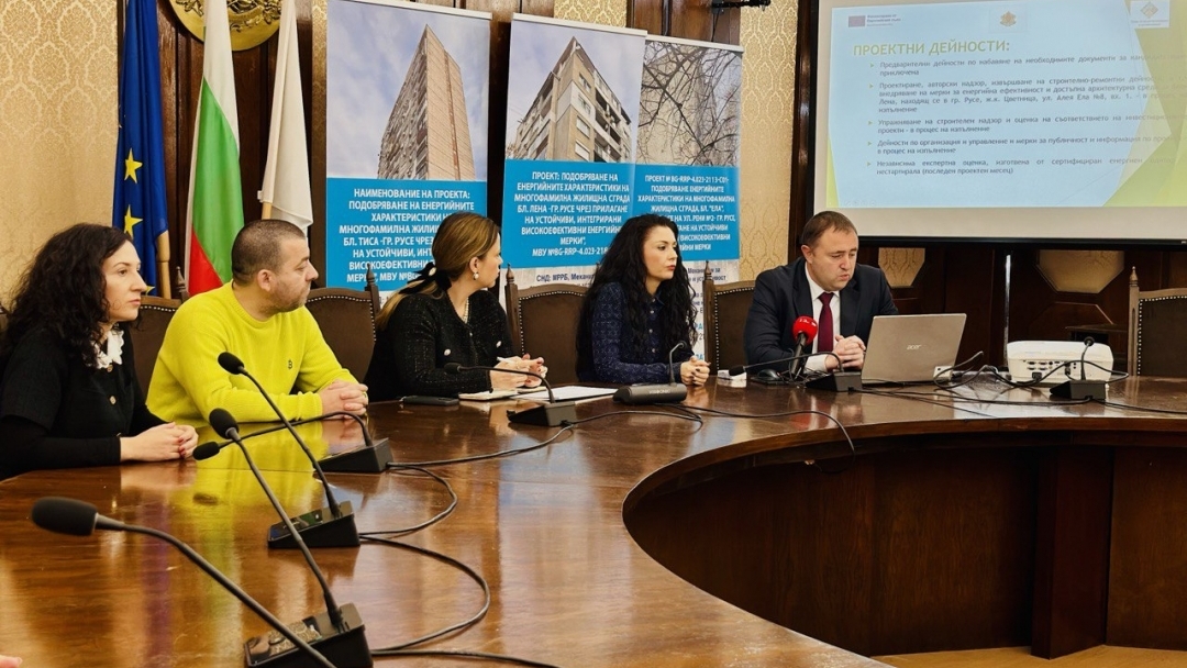 Община Русе представи напредъка по енергийното обновяване на блоковете „Лена“, „Ела“ и „Тиса“