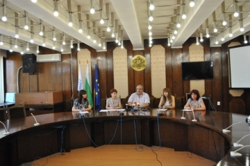 Нова социална услуга на Община Русе помага на хора, преживели насилие и трафик