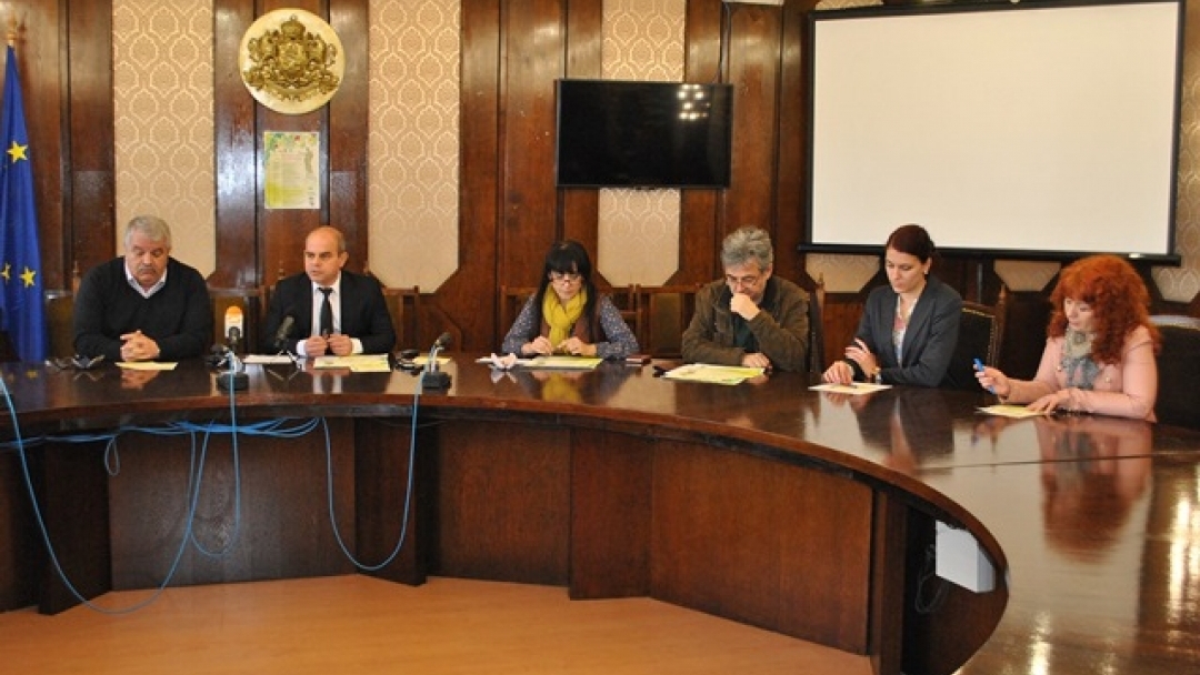 Рок група „Фондацията“ с концерт на площада в Русе за 6 май 