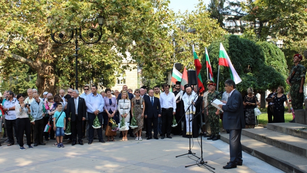 Стотици русенци отбелязаха Съединението на България