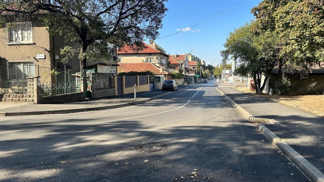 Завършва цялостното асфалтиране на улиците „Тича“ и „Яребична“ 