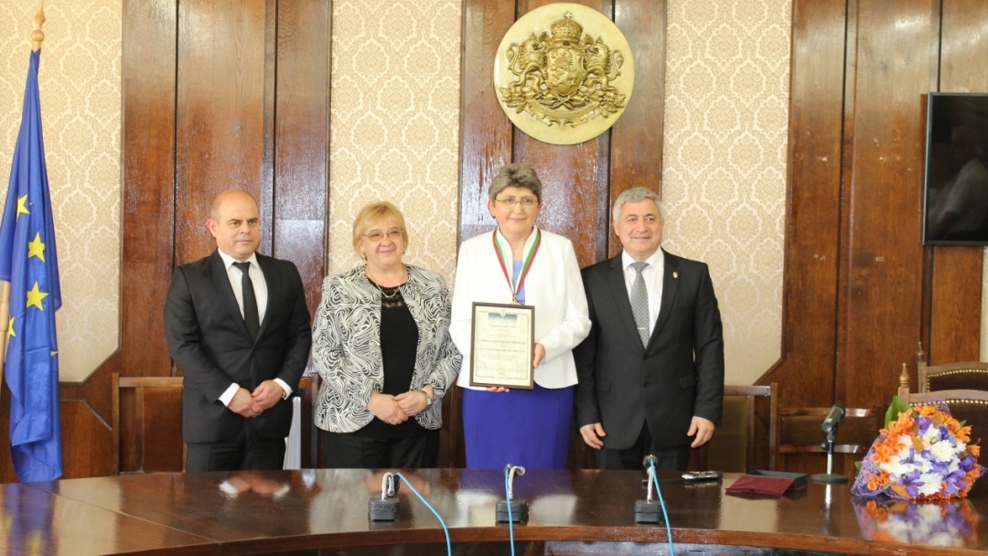 Удостоиха проф. Румяна Ценкова със званието "Почетен гражданин на град Русе"