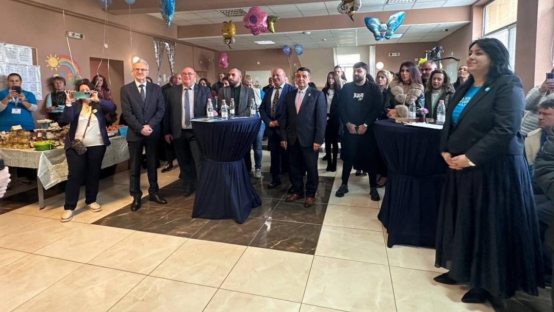 Кризисният център за непридружени деца чужди граждани и деца бежанци в риск отбеляза своята трета годишнина