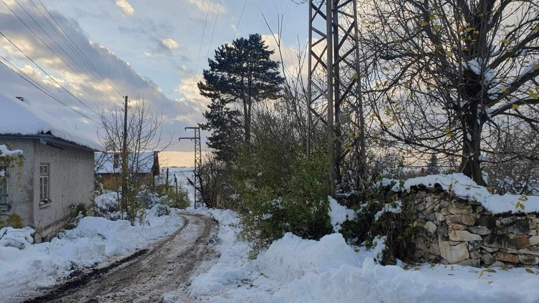 Шест населени места от община Русе са с възстановено електрозахранване