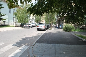 Над 300 метра тротоари пресфалтира ОП „Комунални дейности“ през този месец