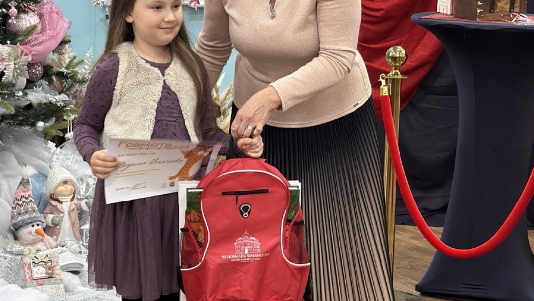 С над 200 прочетени книги 10-годишният Симеон Гюров стана най-четящото дете на Русе за 2025 г.