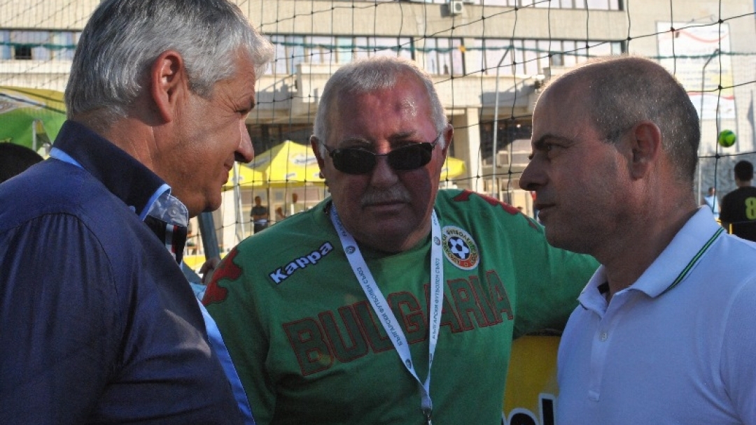 Кметът Пламен Стоилов закри 5-тото юбилейно издание на Ариана Аматьорска лига 