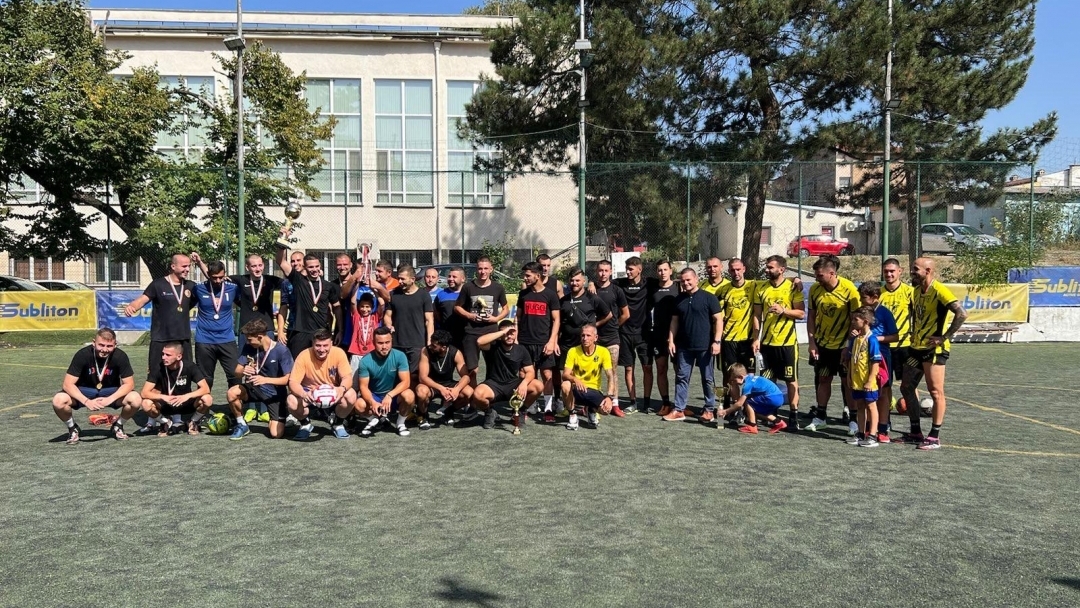ФК „Мигос“ грабнаха „Купата на кмета“ в първенството по мини футбол