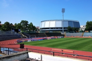 Разрешено е ползването на лекоатлетическата писта  на Градския стадион