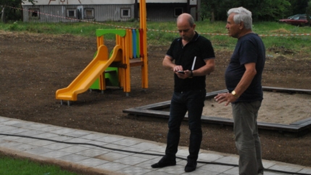 Кметът Пламен Стоилов инспектира новите детски градини и Природонаучния музей