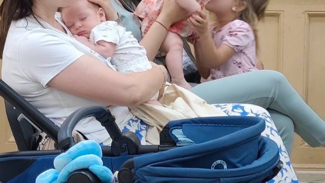  „Академия за родители“ към Община Русе събра бъдещи и настоящи родители в навечерието на Световната седмица на кърменето