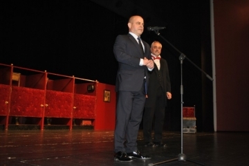 Кметът Пламен Стоилов връчи плакет "Русе" на Венцислав Петков