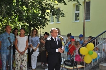 Кметът на Община Русе откри санираната сграда на ОДЗ „Снежанка“