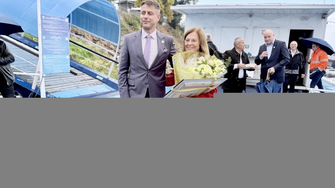 Два нови плавателни съда бяха официално именувани на церемония в Русе