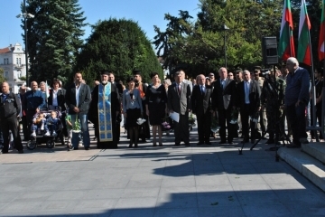 Русе отбеляза Деня на Независимостта с изложба, тържествена церемония и концерт