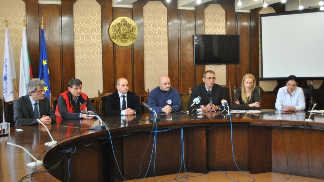 Русенци се пребориха мечките Бойка и Станди да не бъдат иззети