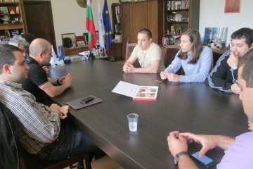 Кметът Пламен Стоилов се срещна с новоизбраното ръководство на русенско младежко сдружение