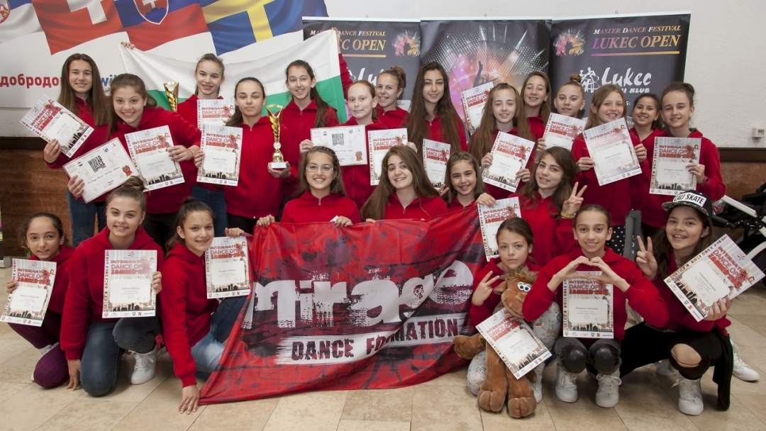 Престижни награди за балет "Мираж" от Международен фестивал в Загреб