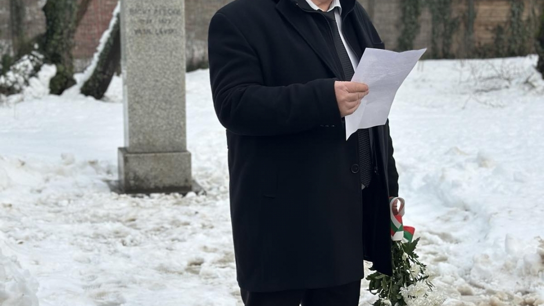 Заместник-кметът Енчо Енчев и българската общност в Букурещ почетоха паметта на Васил Левски